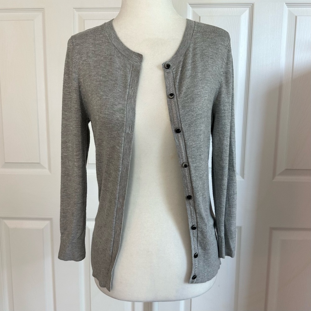 Halogen Light Gray Cropped Sleeve Cardigan Sweater